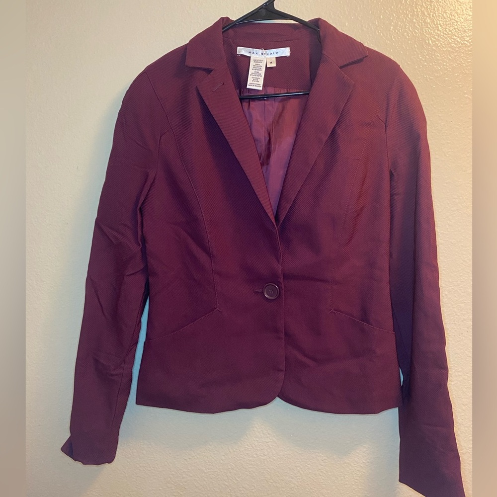 Women's Burgundy Blazer